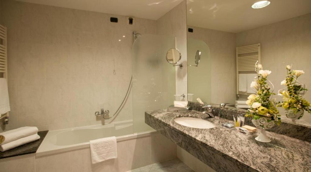 Phi Hotel Cavalieri Bra Luaran gambar