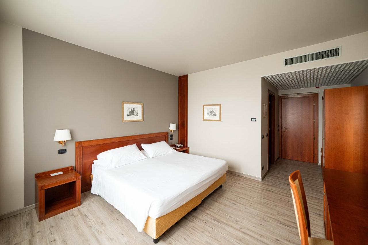 Phi Hotel Cavalieri Bra Luaran gambar